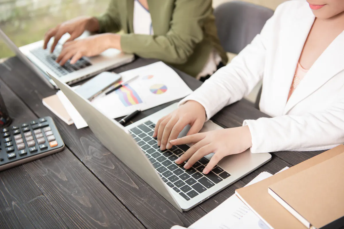 Top 31+ Software Engineer Interview Questions [2026]