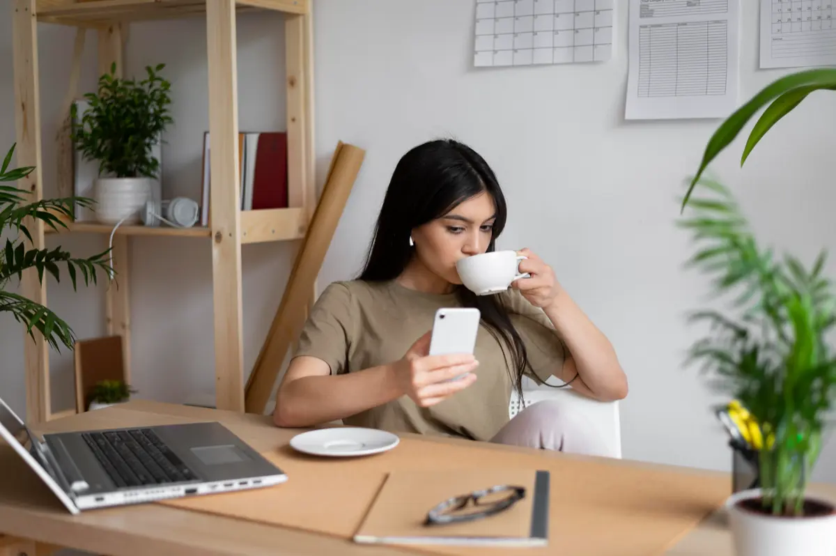 Hội chứng kẻ mạo danh: Khi bạn luôn nghĩ mình không đủ giỏi